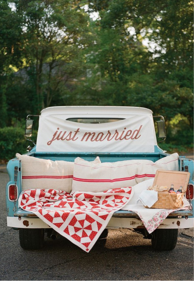 Just Married Greeting Card