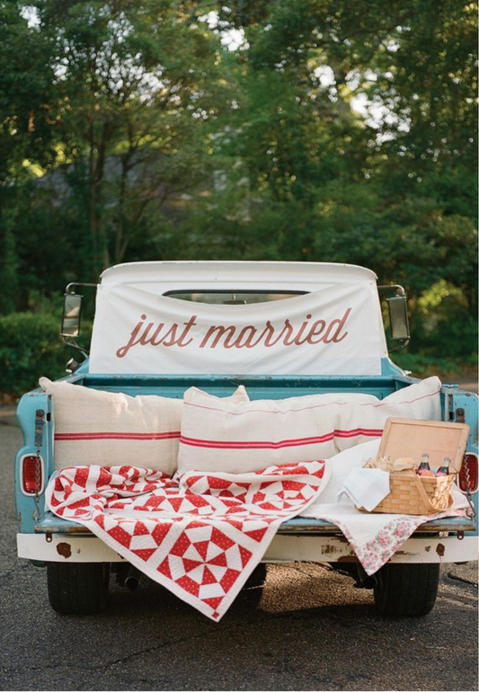Just Married Greeting Card